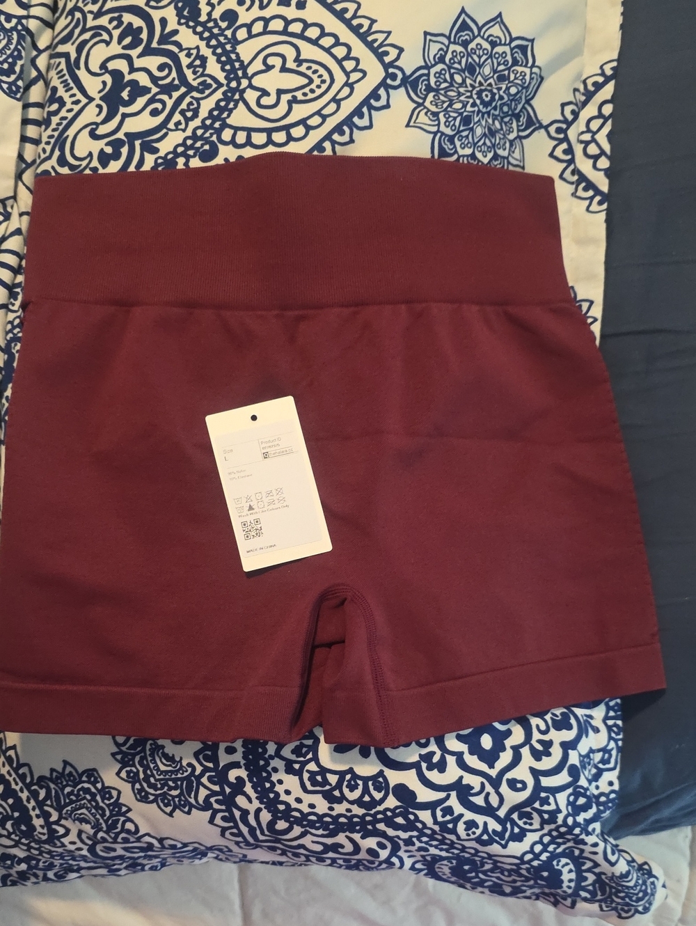 HALARA High-Waist Bike Shorts in Burgundy